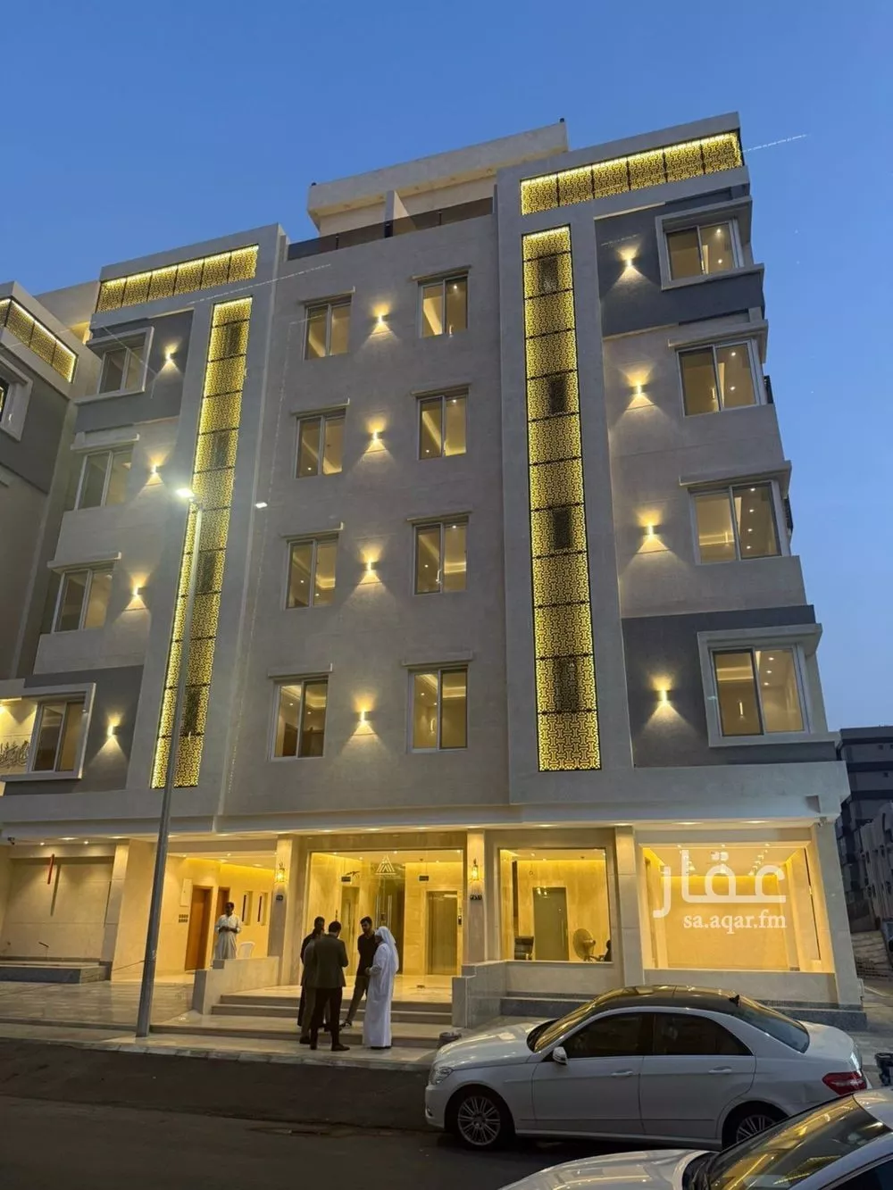 عمارة 524 م² في الروضة 2