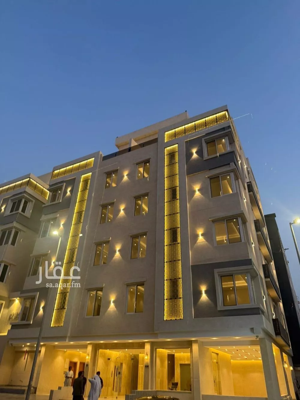 عمارة 524 م² في الروضة 7