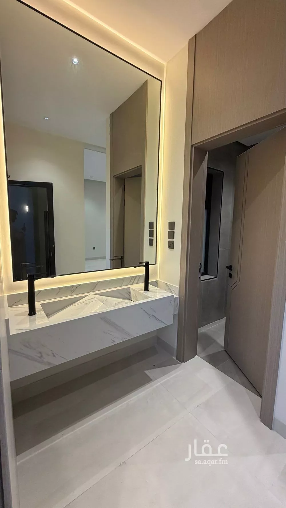 فيلا 50 غرف في الشعلة 2