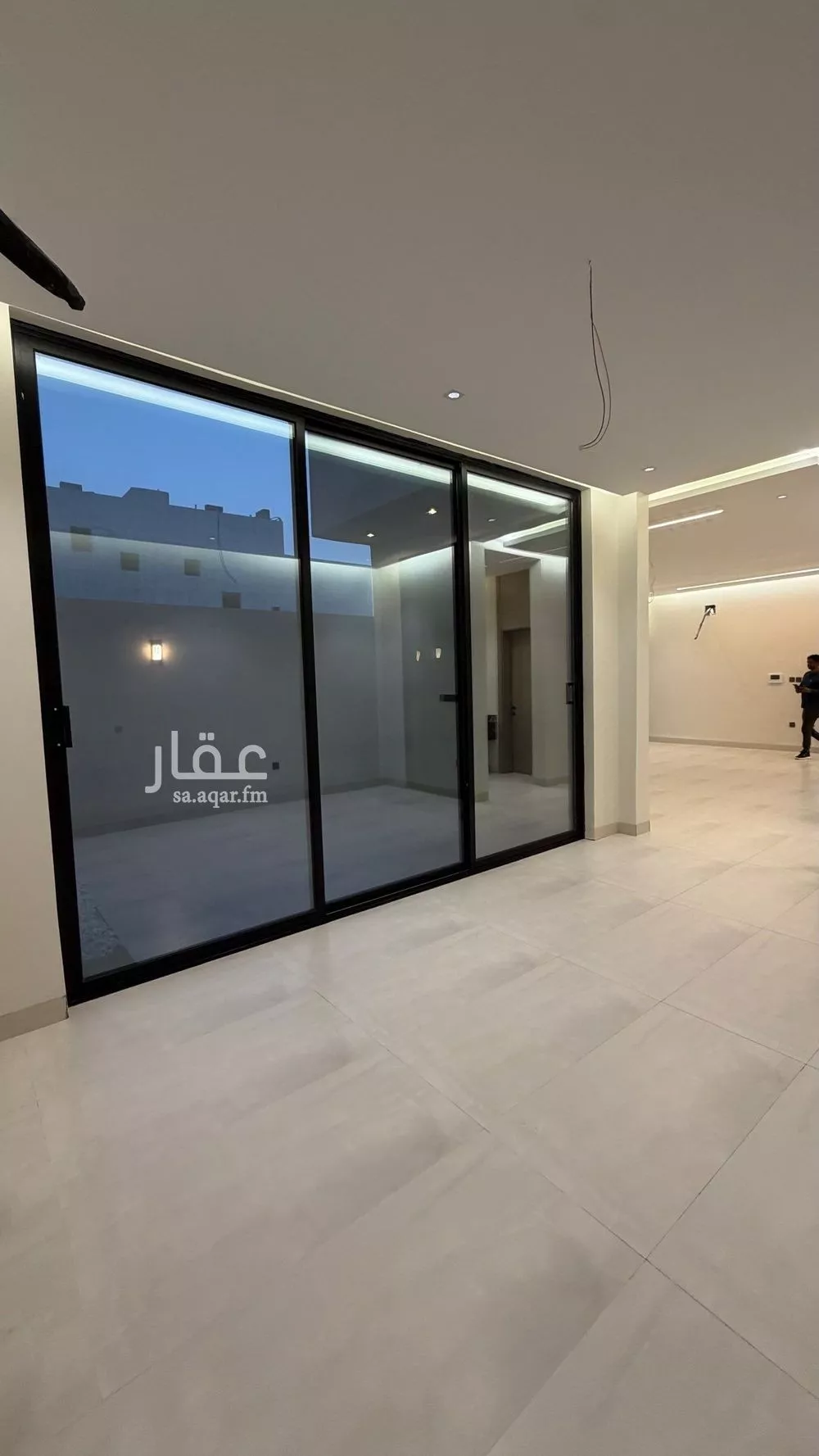 فيلا 50 غرف في الشعلة 9