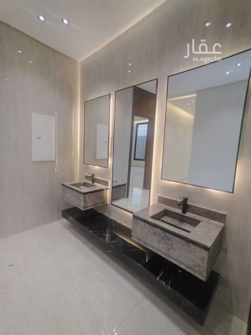 فيلا 7 غرف في ضاحية الملك فهد 8