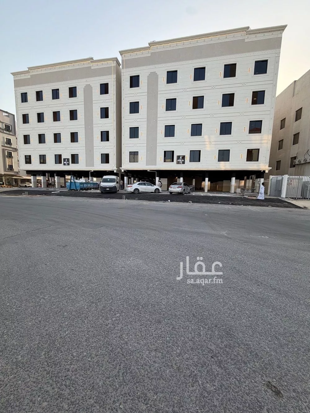 شقة 4 غرف في الحمرا 2
