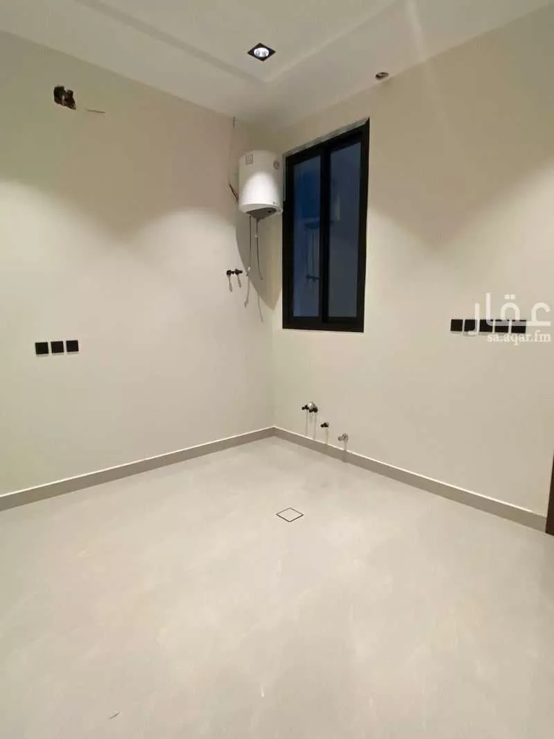 4 bedroom floor in As Saadah 13