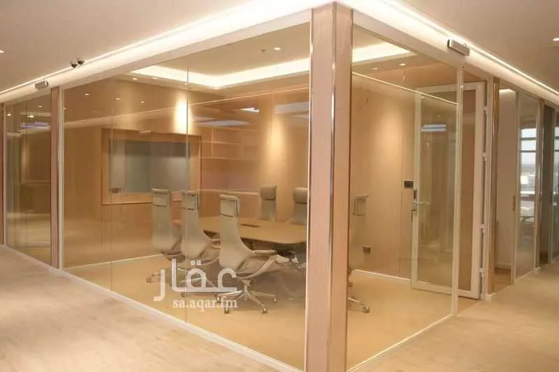 مكتب 943 م² في الصحافة 7