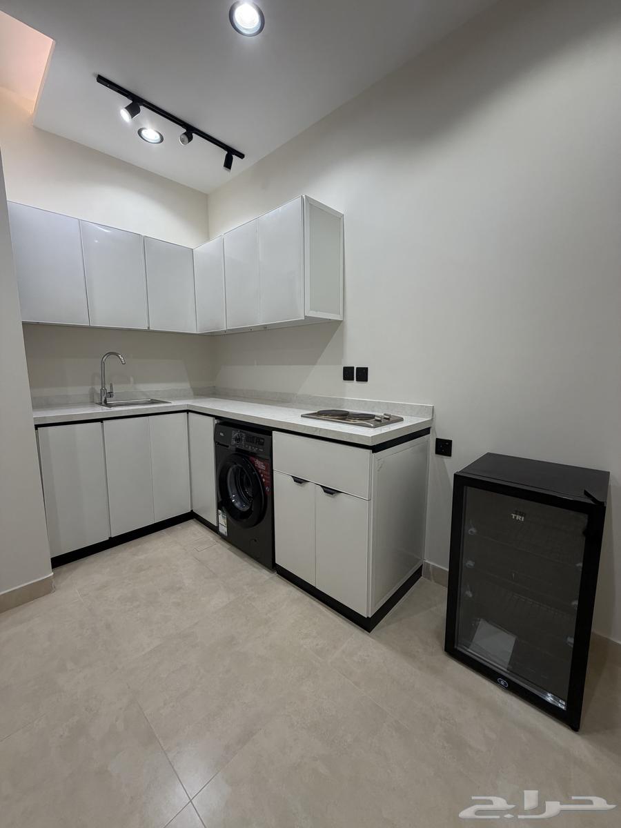 شقة 1 غرف في المروج 5