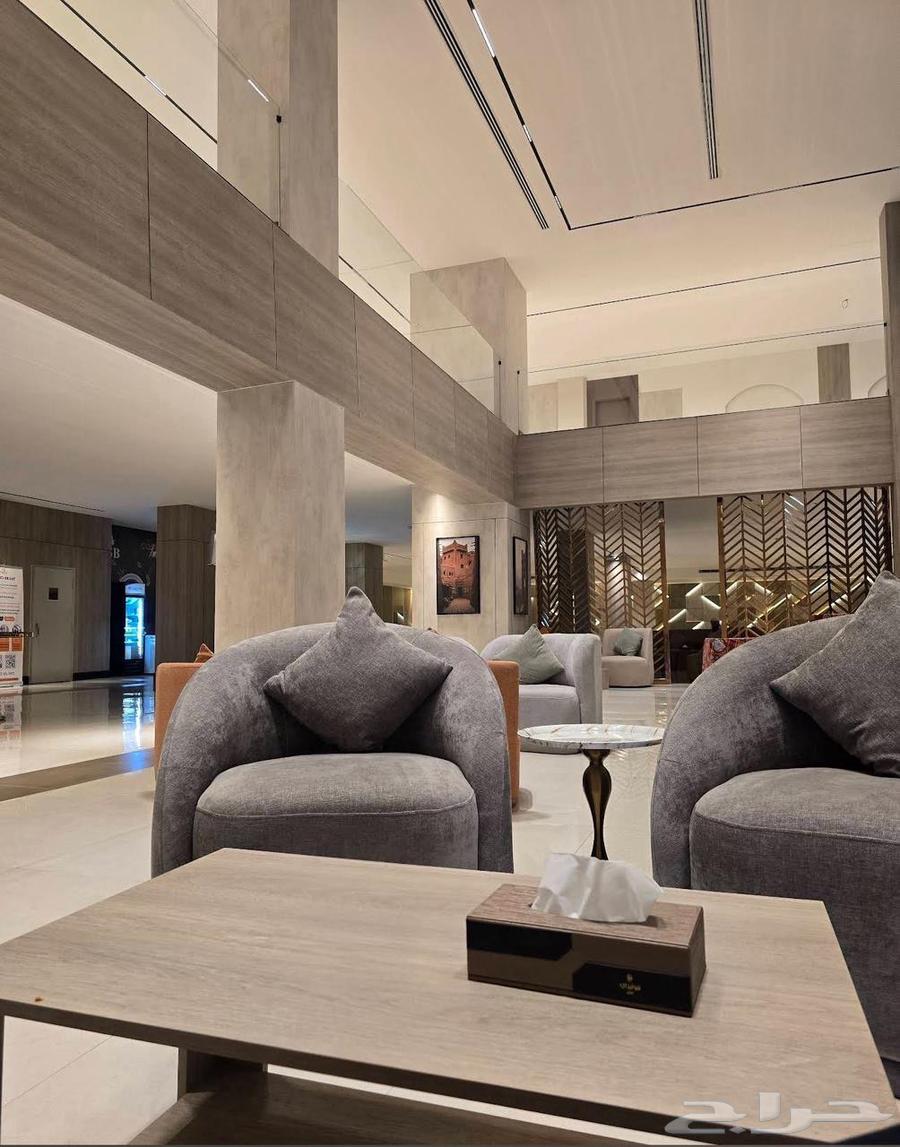 شقة 1 غرف في المربع 12