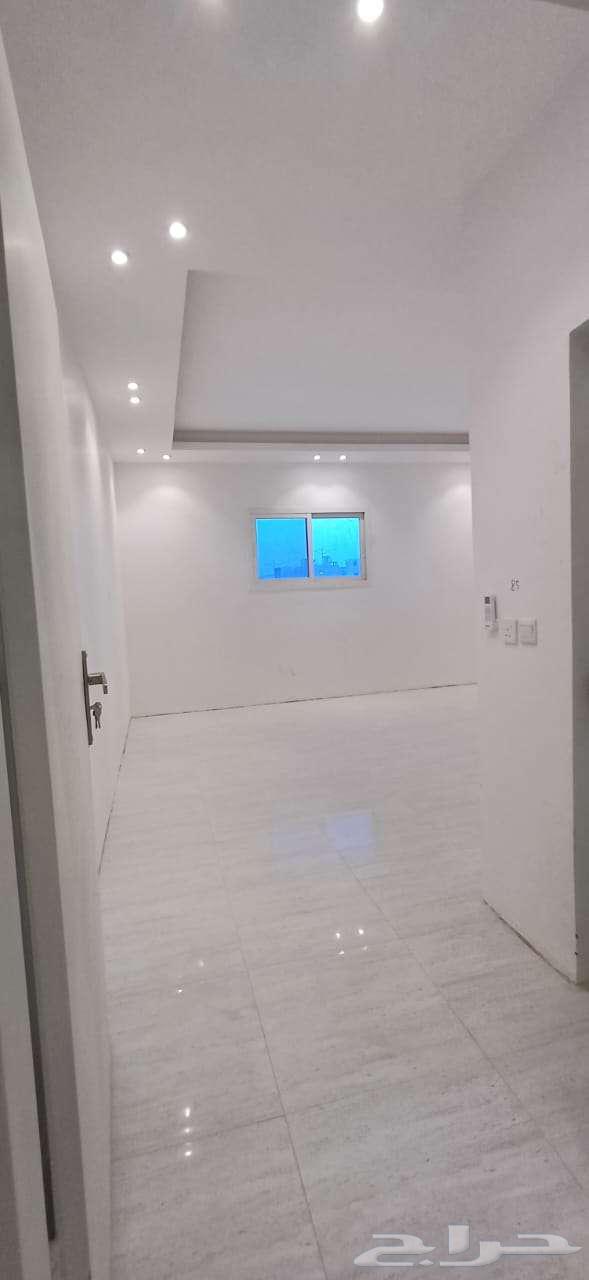 شقة 1 غرف في العارض 5