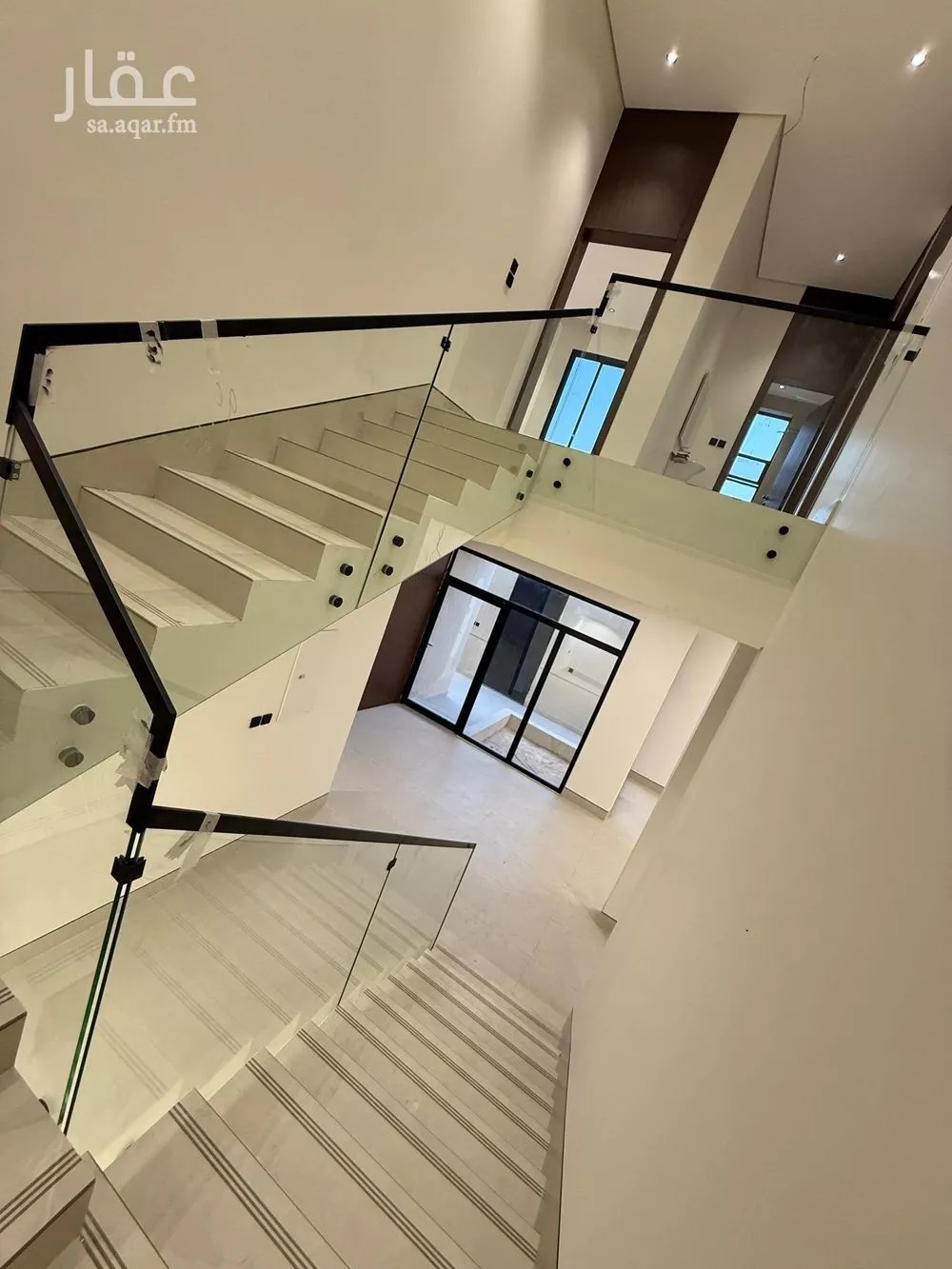 فيلا 4 غرف في اليرموك 15