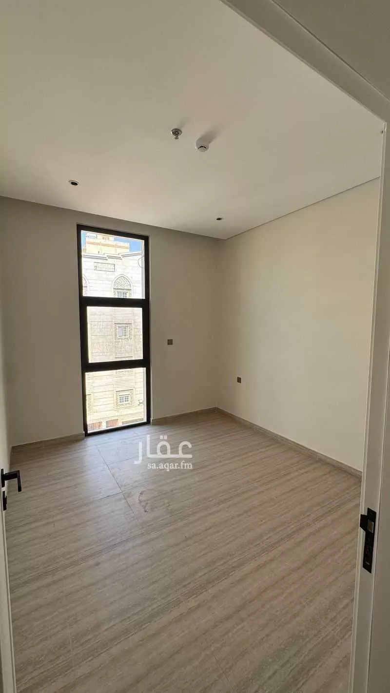 شقة 4 غرف في السلامة 3