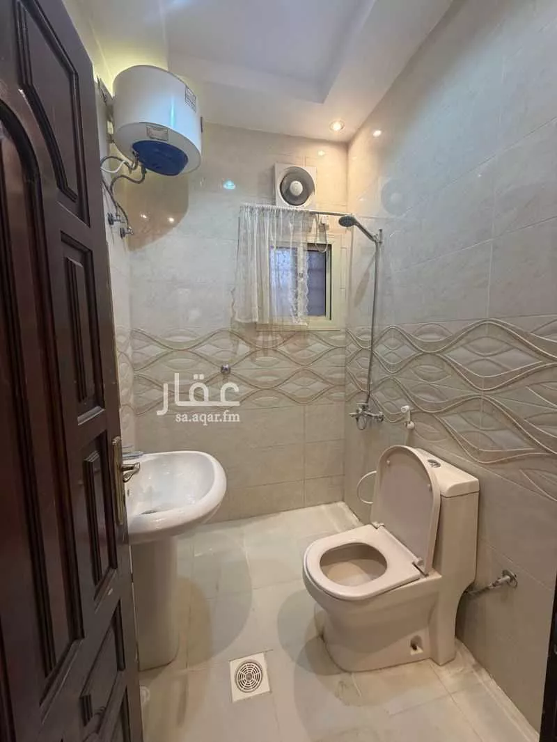 شقة 4 غرف في الكوثر 7