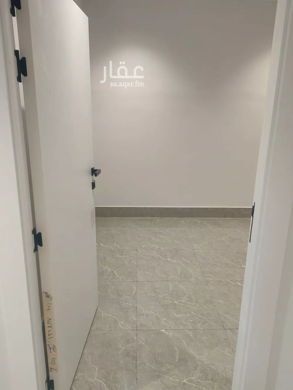 شقة 1 غرف في الملك فهد 5