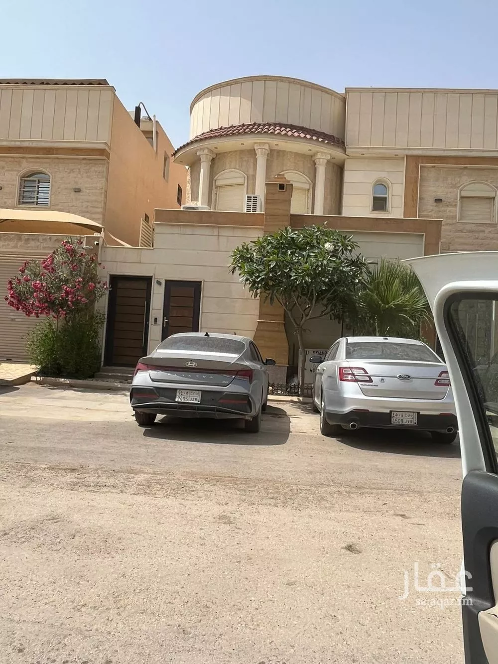 دور 3 غرف في العارض 2