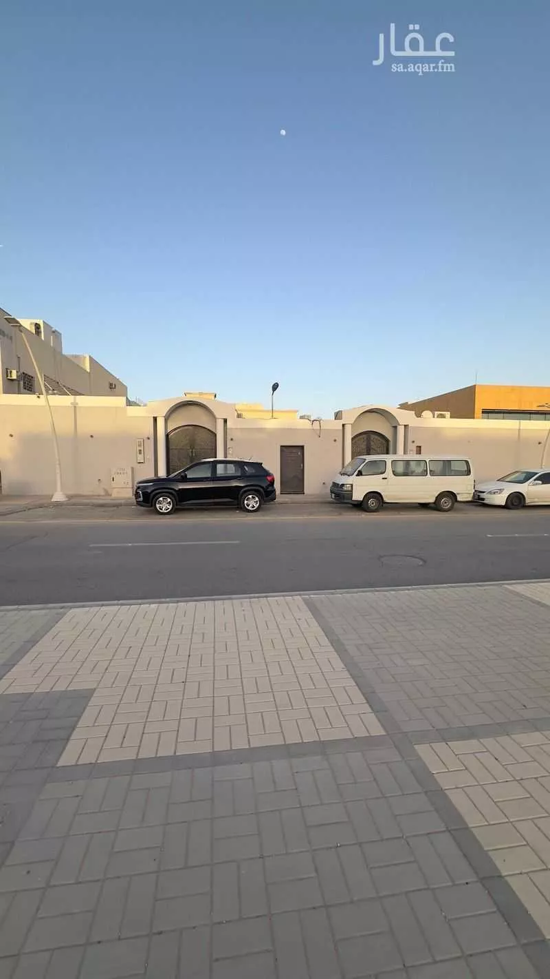 أرض 875 م² في السعادة 4