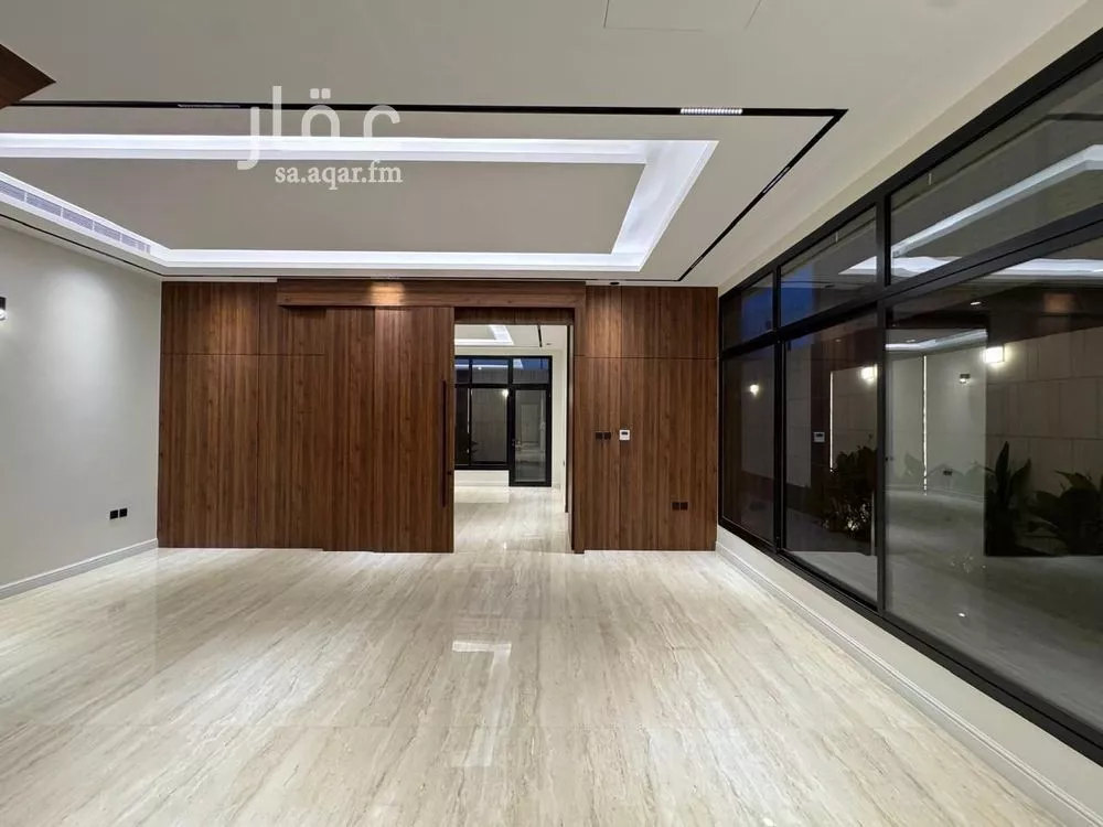 فيلا 5 غرف في الملقا 11