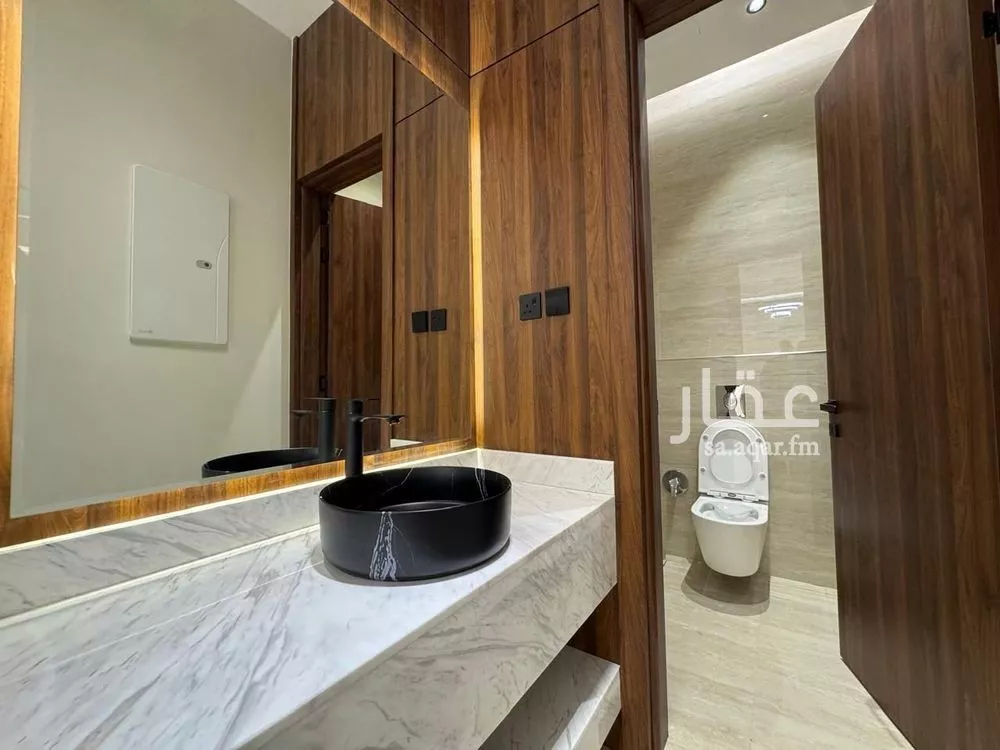 فيلا 5 غرف في الملقا 9