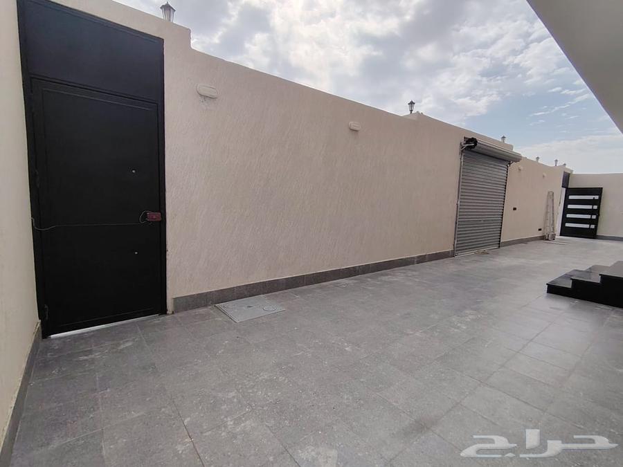 فيلا 7 غرف في الصفوة 11