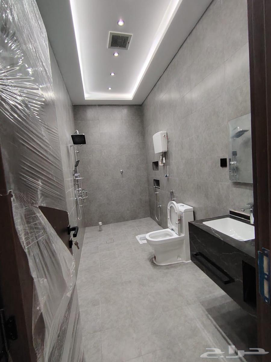 فيلا 7 غرف في الصفوة 14