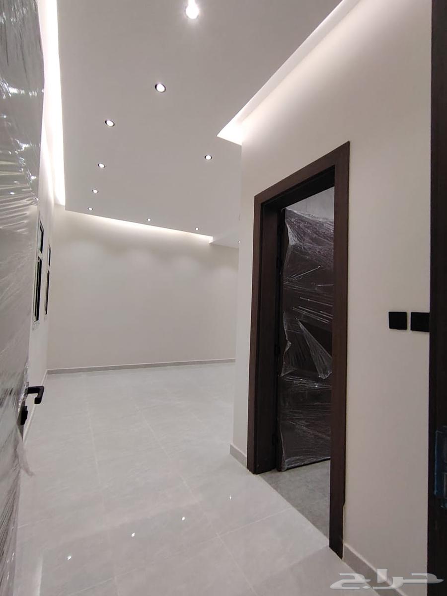 فيلا 7 غرف في الصفوة 15