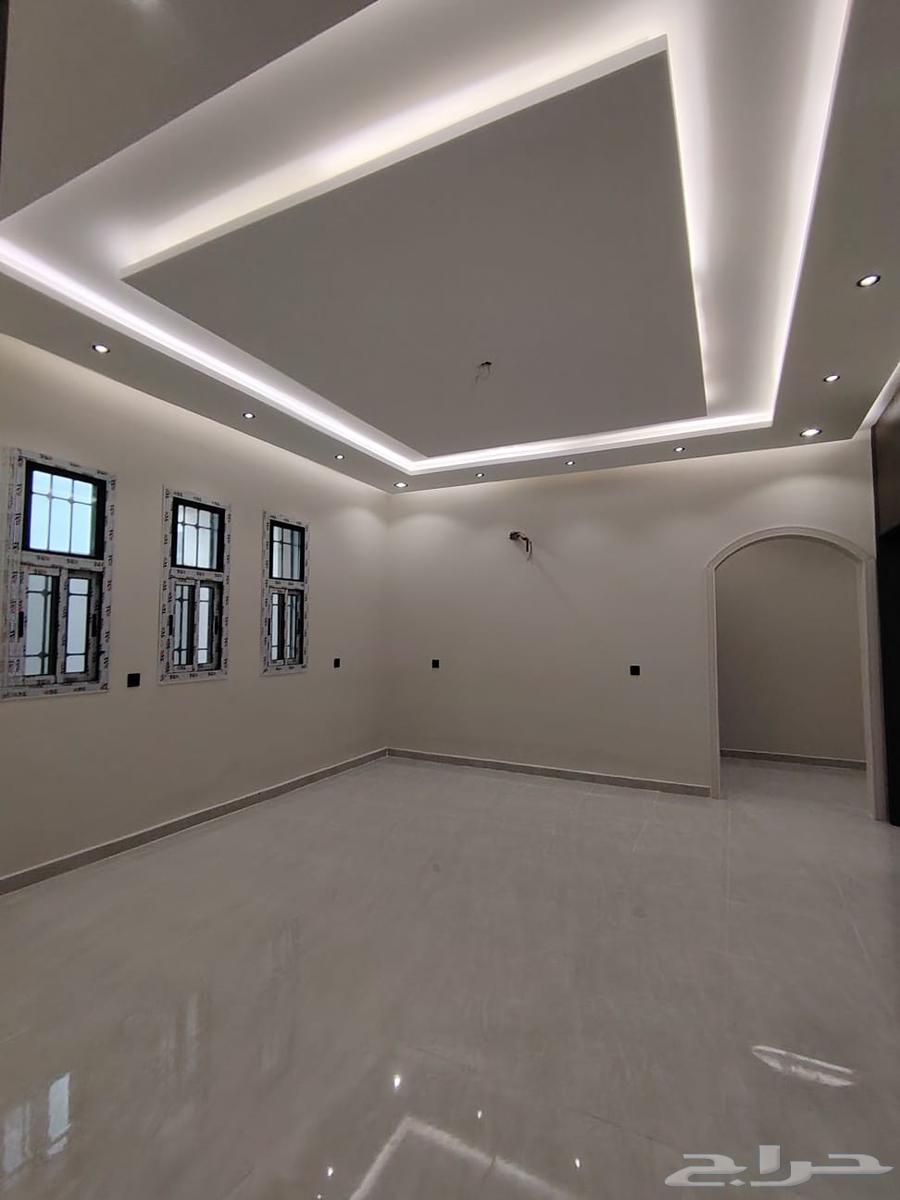 فيلا 7 غرف في الصفوة 3