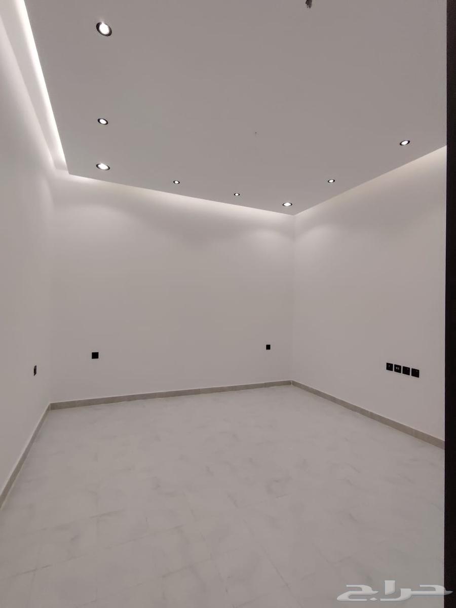 فيلا 7 غرف في الصفوة 21