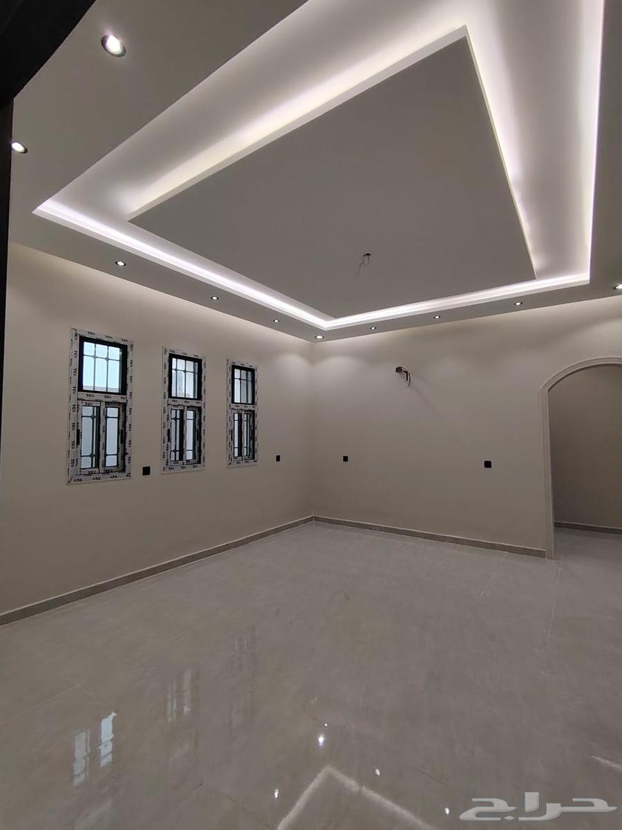 فيلا 7 غرف في الصفوة 23