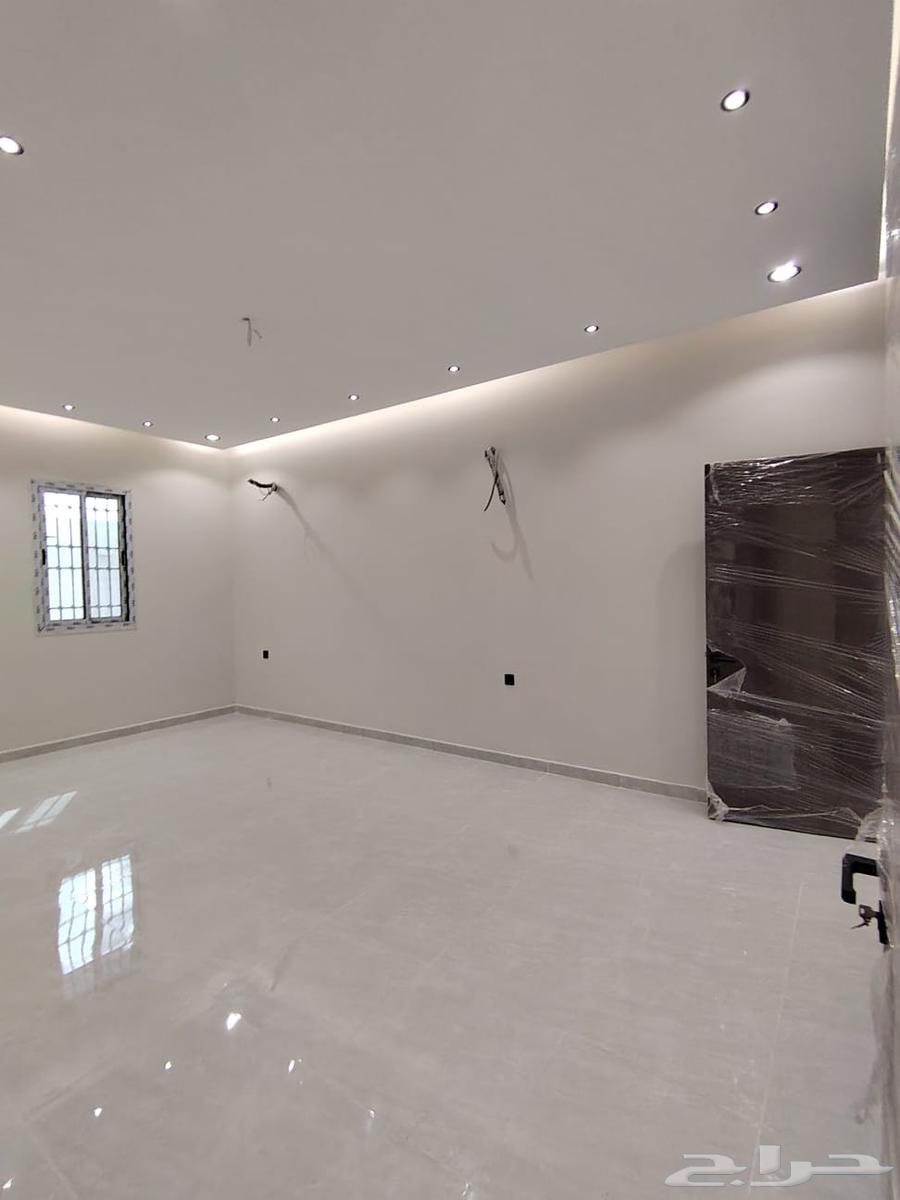 فيلا 7 غرف في الصفوة 24