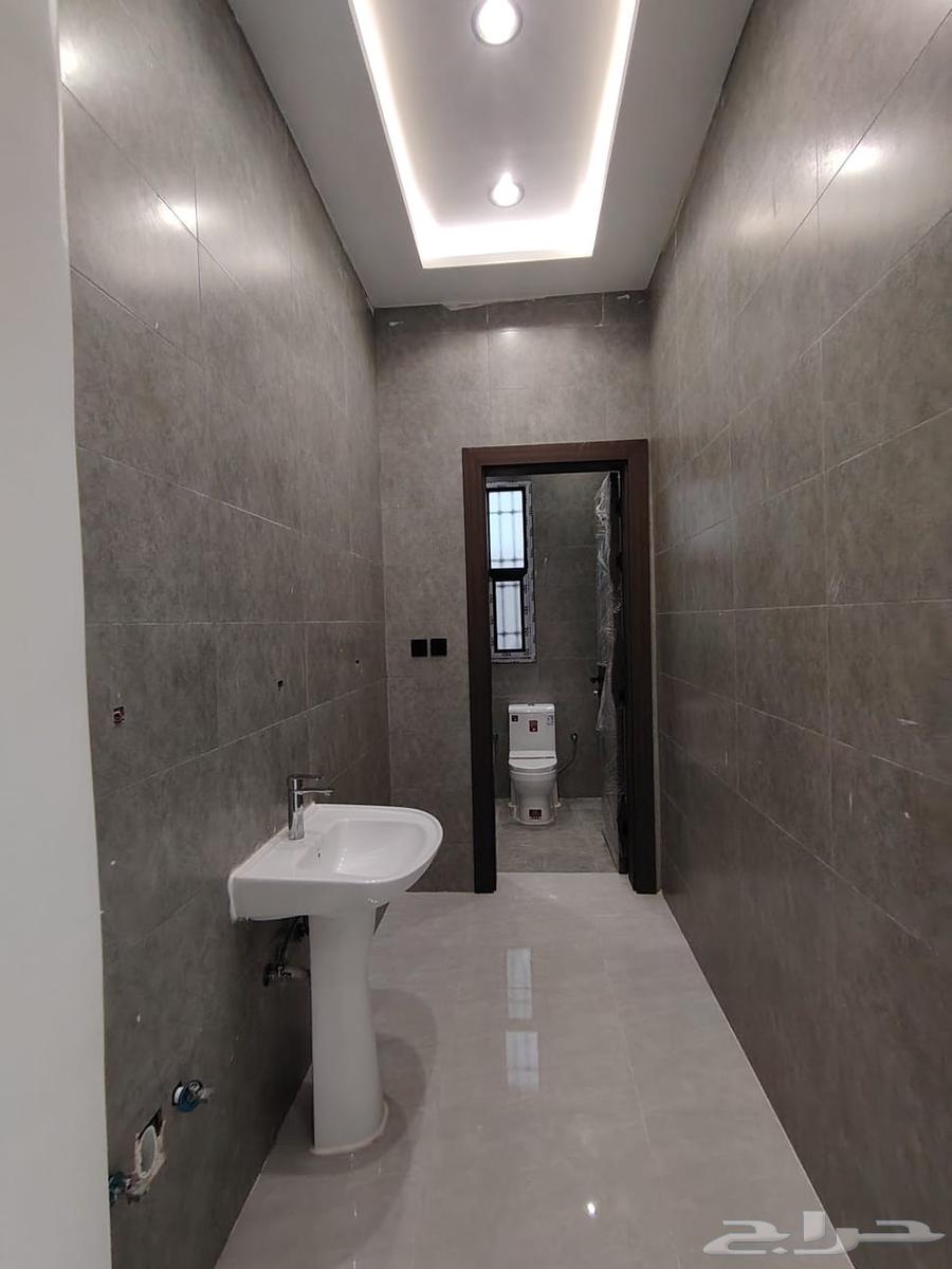 فيلا 7 غرف في الصفوة 27