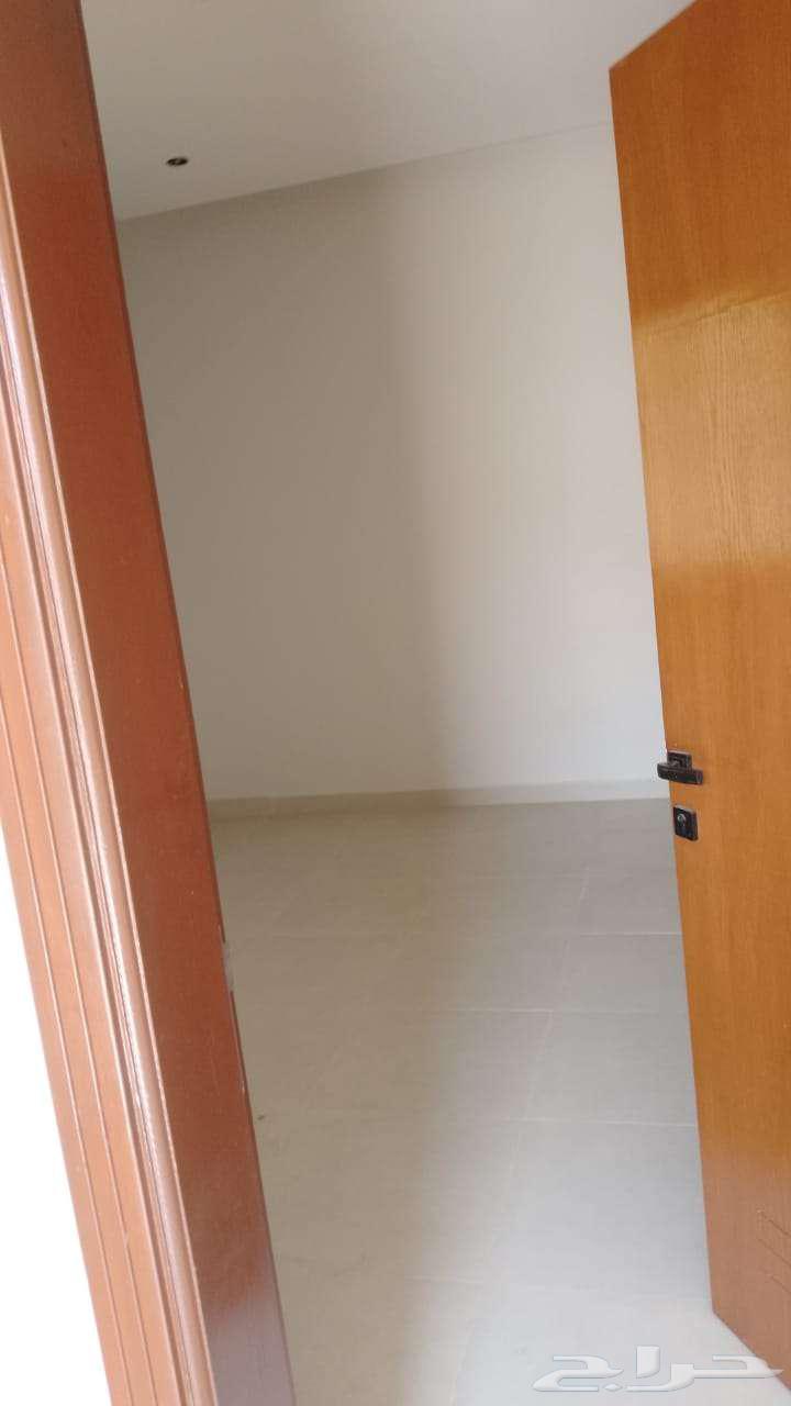 فيلا 6 غرف في الرياض 3