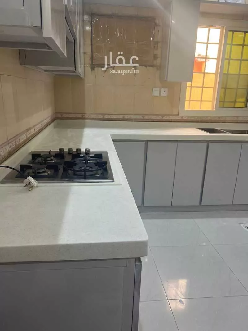 شقة 5 غرف في السنابل 3