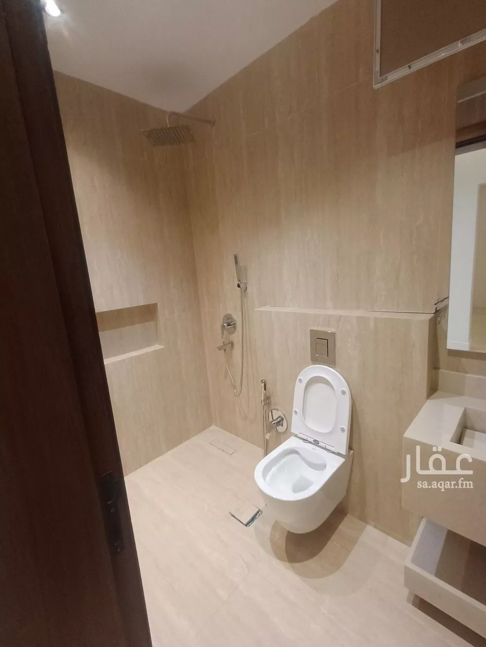 فيلا 4 غرف في النرجس 14