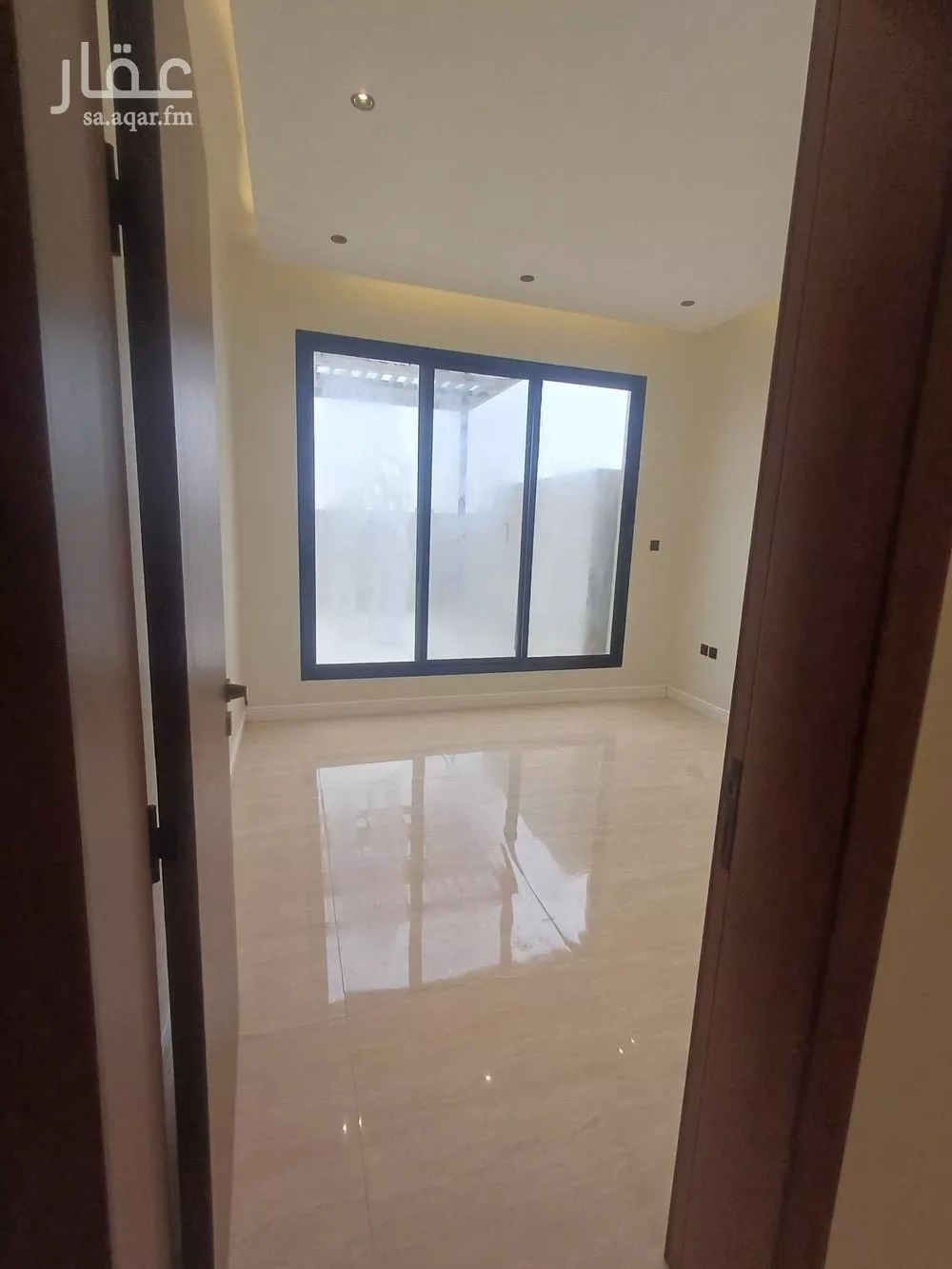 فيلا 4 غرف في النرجس 20