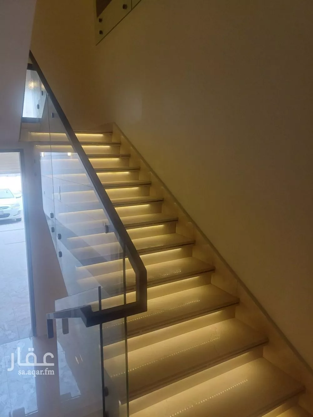 فيلا 4 غرف في النرجس 4