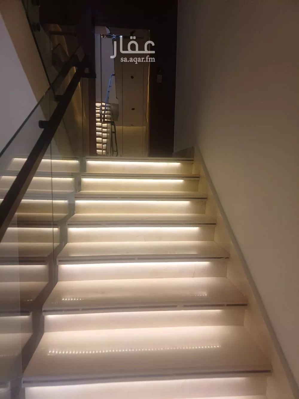 فيلا 4 غرف في النرجس 6