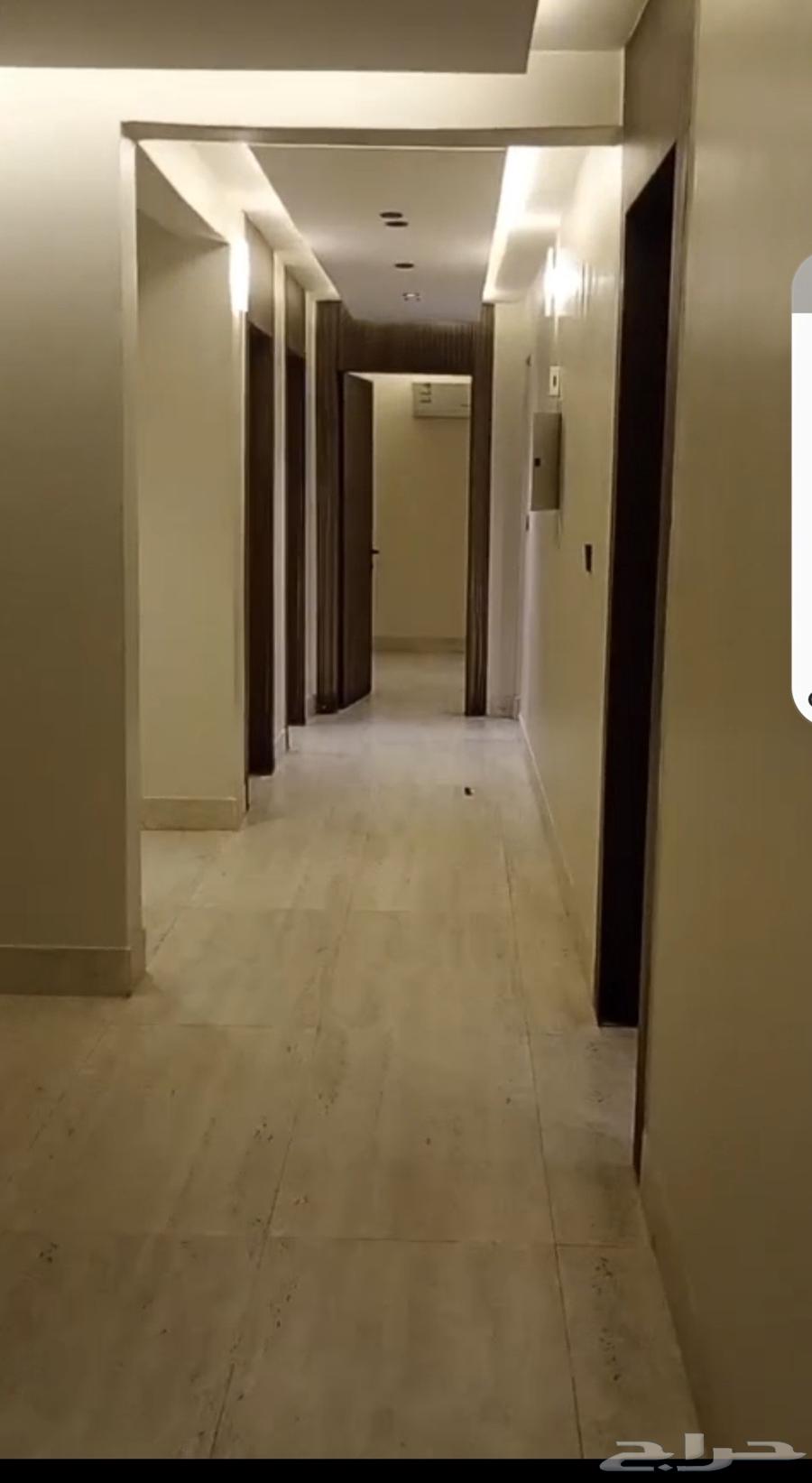 شقة 5 غرف في احد 6