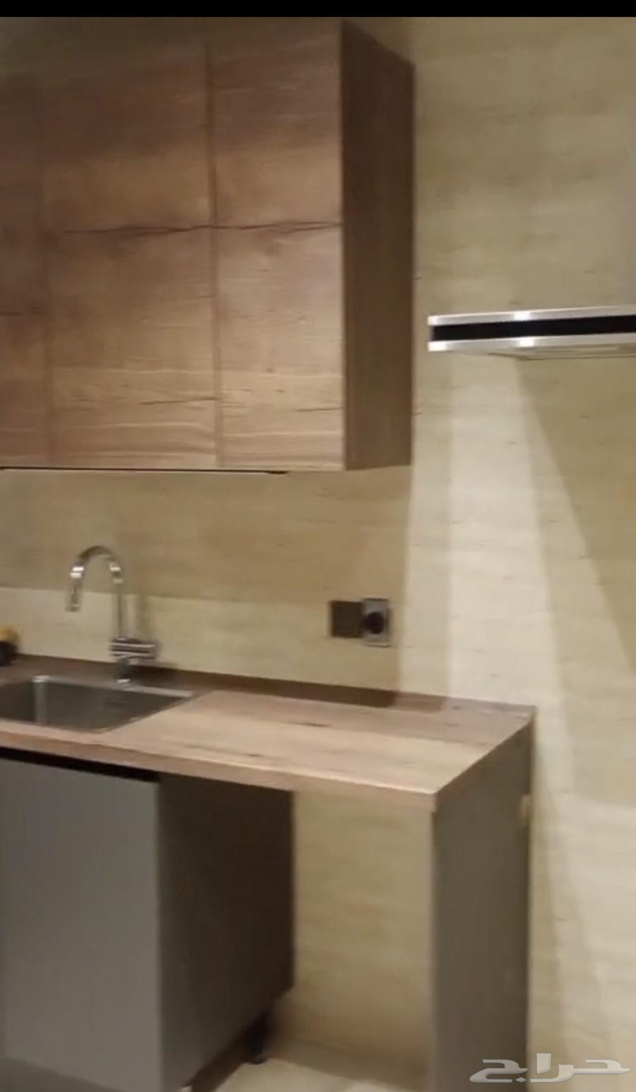 شقة 5 غرف في احد 8