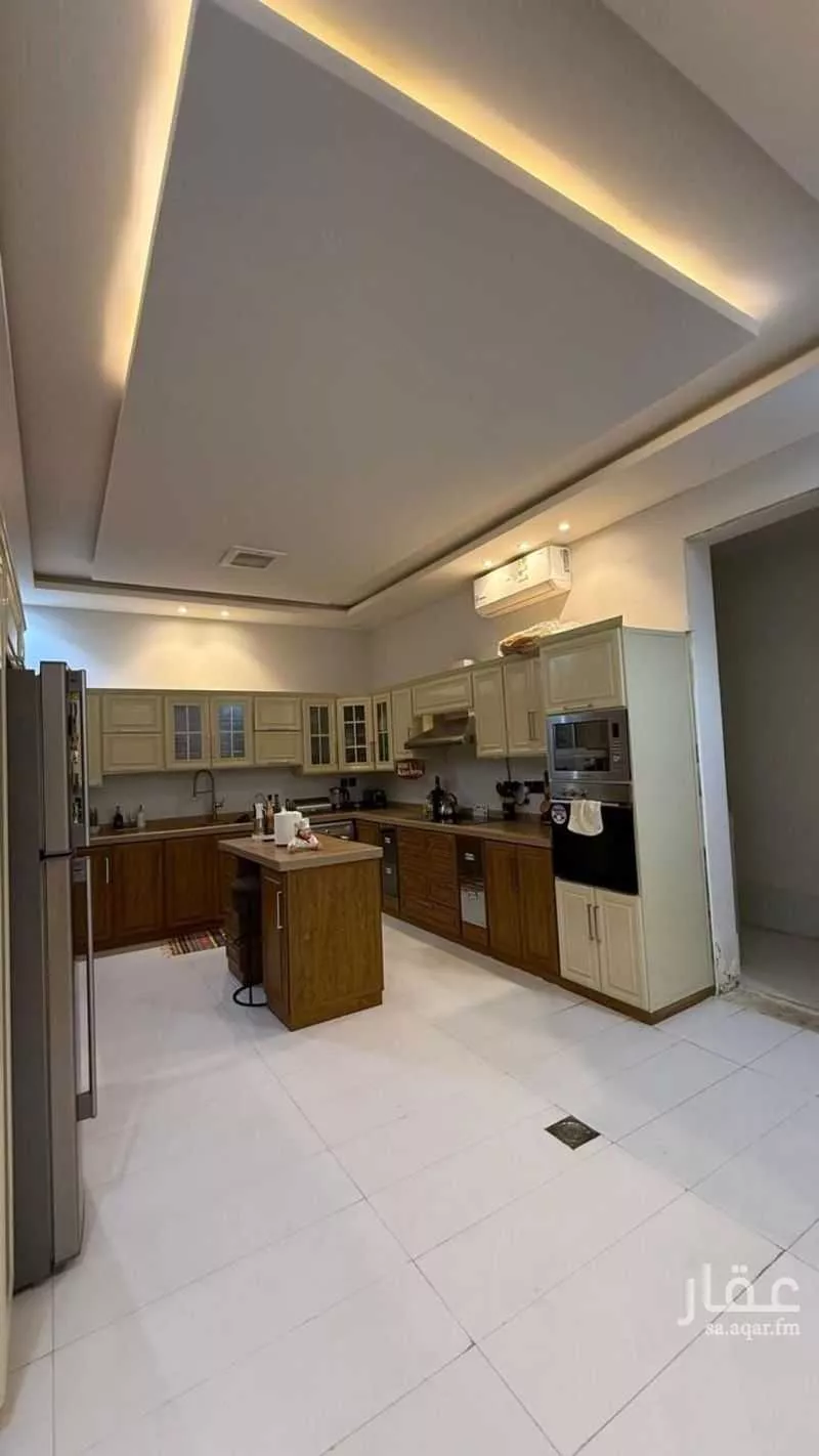 فيلا 11 غرف في النرجس 4