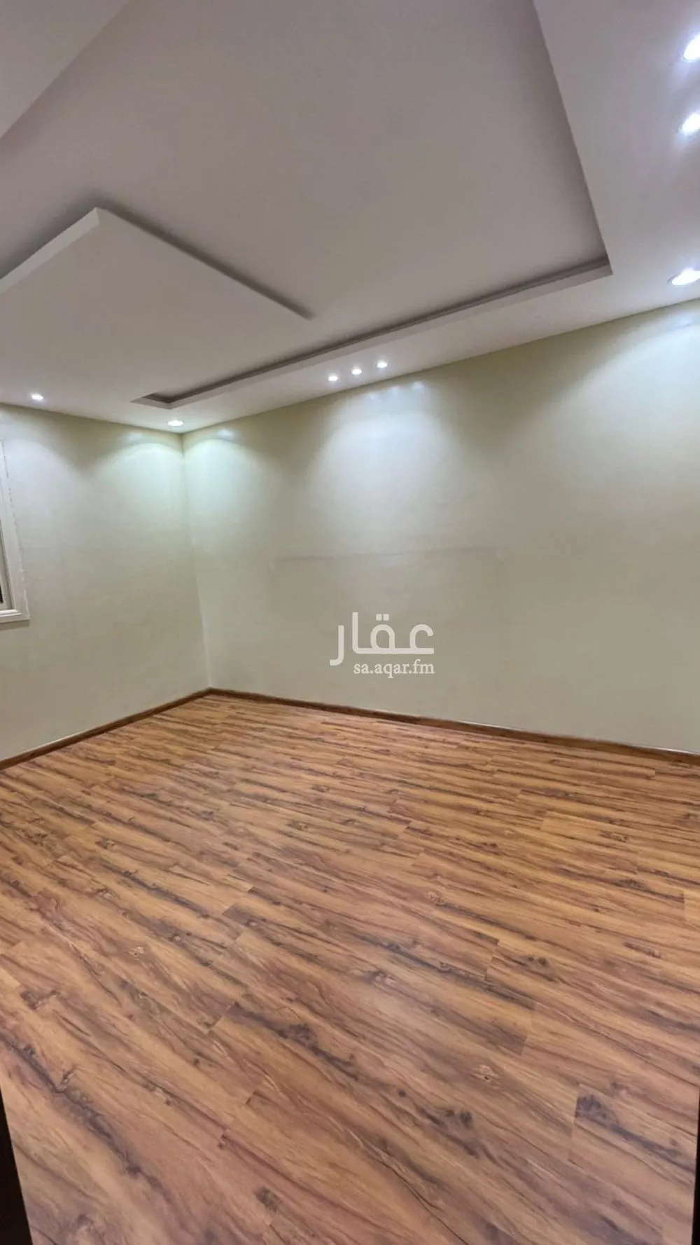 شقة 3 غرف في الرمال 2