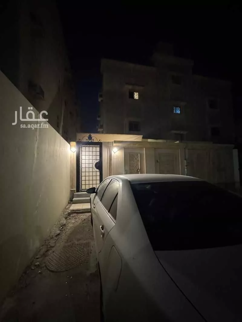 شقة 5 غرف في النور 16