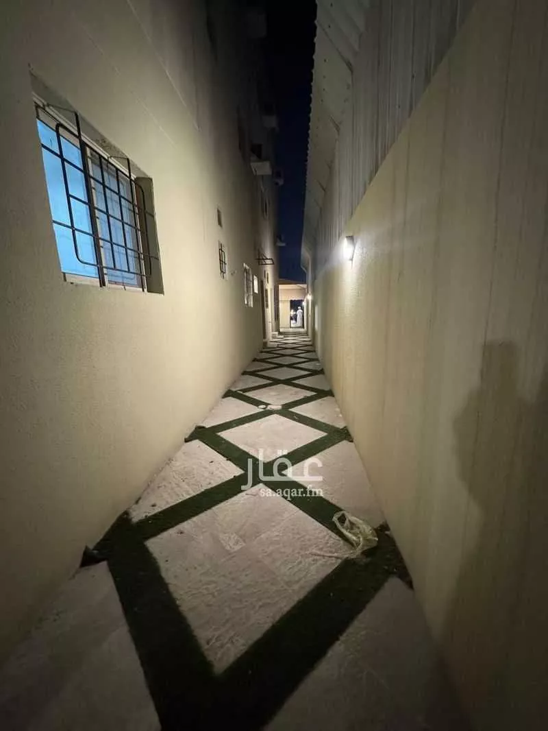 شقة 5 غرف في النور 20