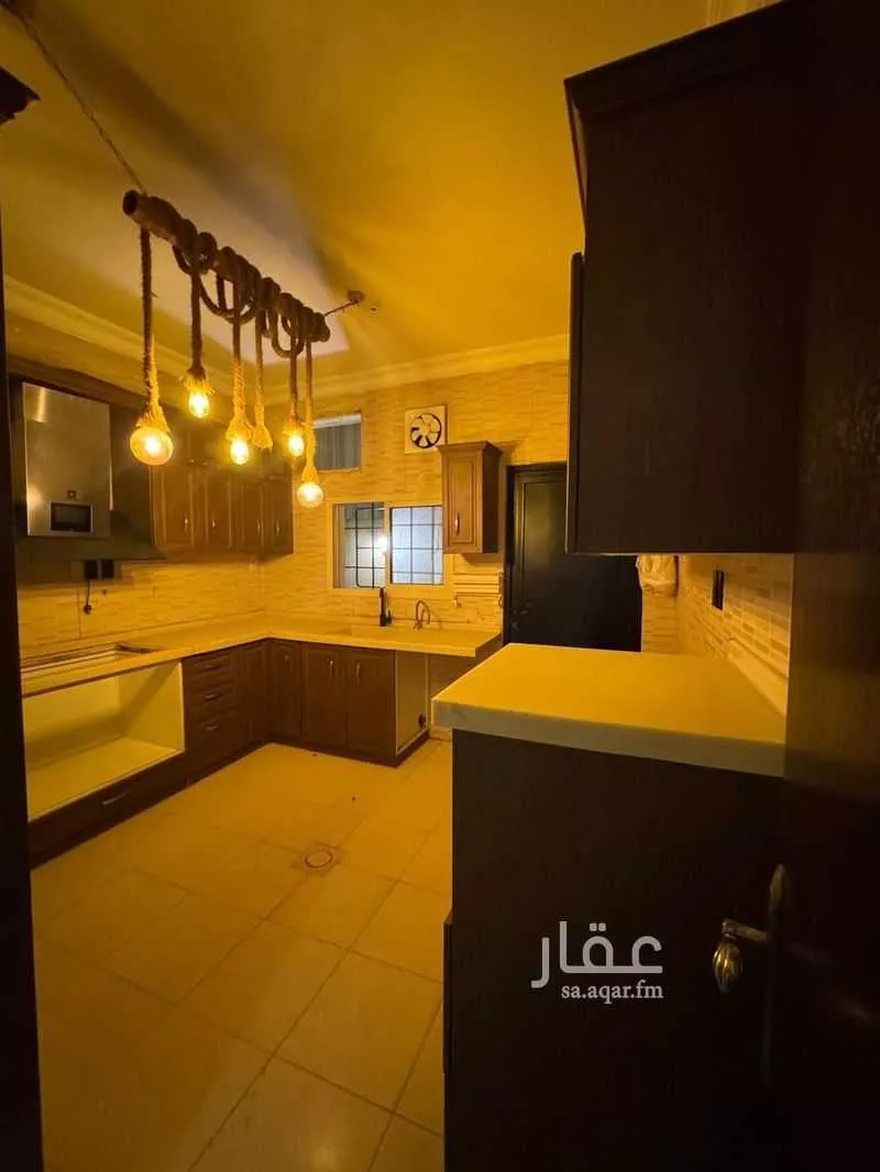 شقة 5 غرف في النور 5