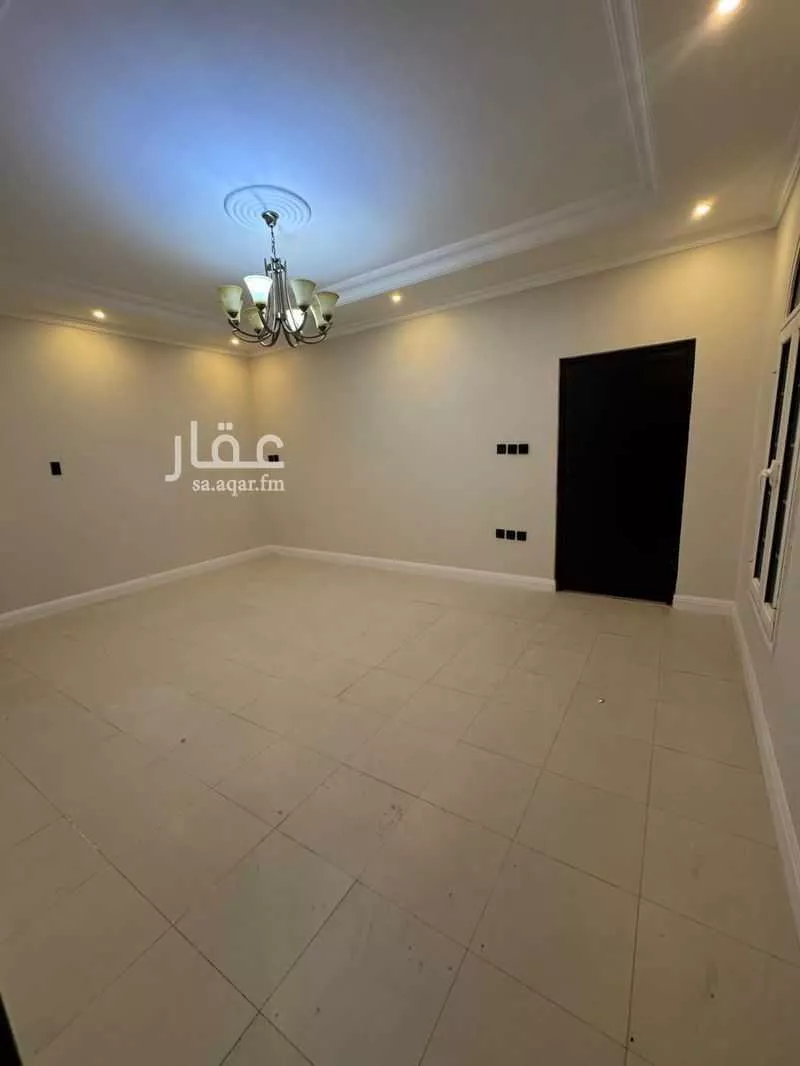 شقة 5 غرف في النور 8