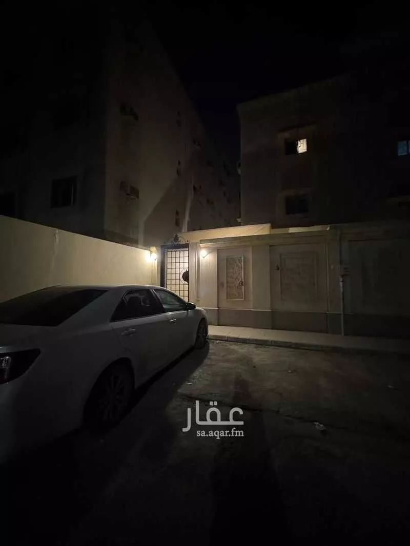 شقة 5 غرف في النور 10