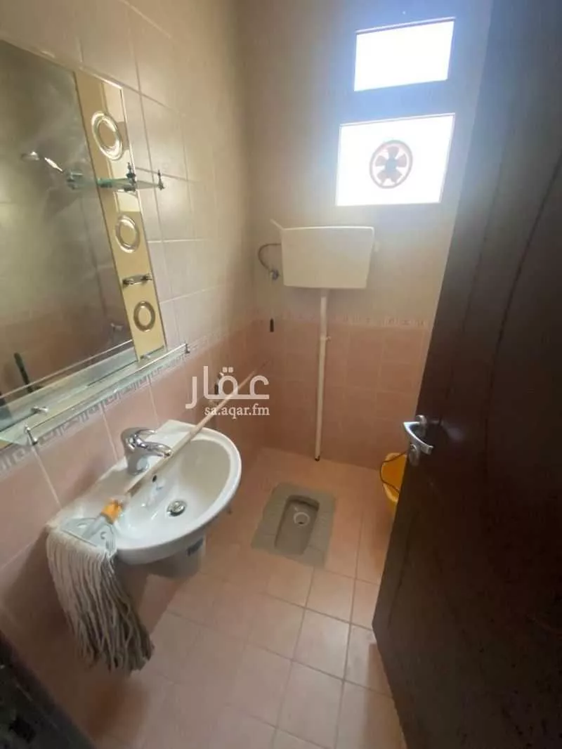 دور 1 غرف في النرجس 4