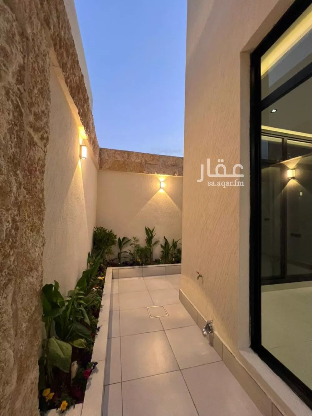 فيلا 6 غرف في النرجس 6