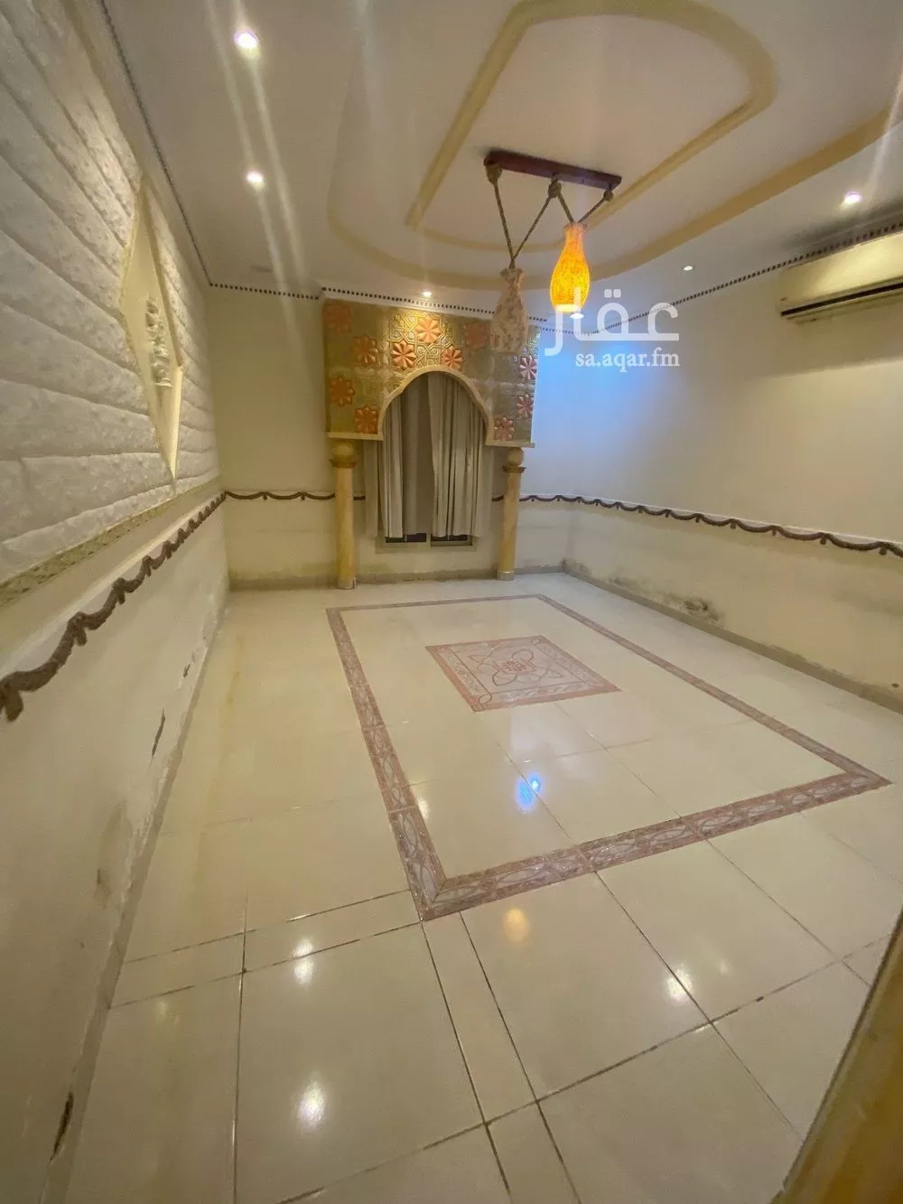 دور 4 غرف في المونسية 16