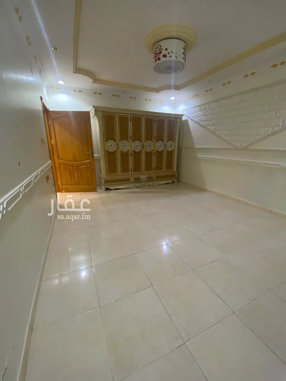 دور 4 غرف في المونسية 7