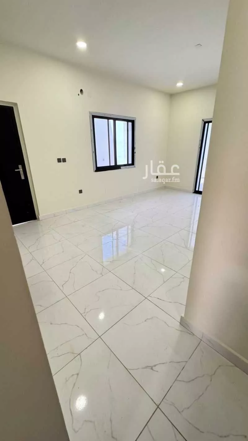 فيلا 8 غرف في الشرق 28