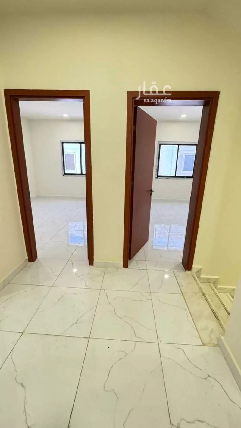 فيلا 8 غرف في الشرق 11