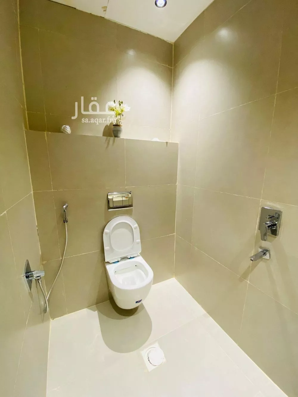 شقة 4 غرف في ديراب 12