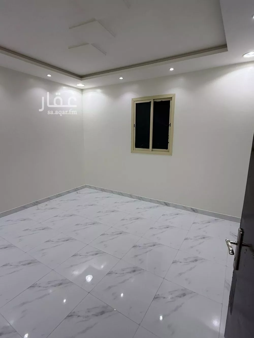 شقة 2 غرف في القادسية 8